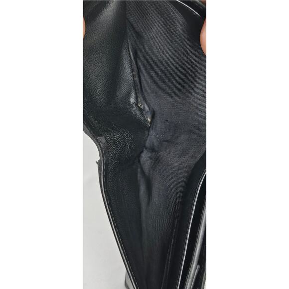 GUCCI VINTAGE MEN'S BLACK LEATHER BI-FOLD WITH COIN POCKET MADE IN ITALY - Picture 12 of 16